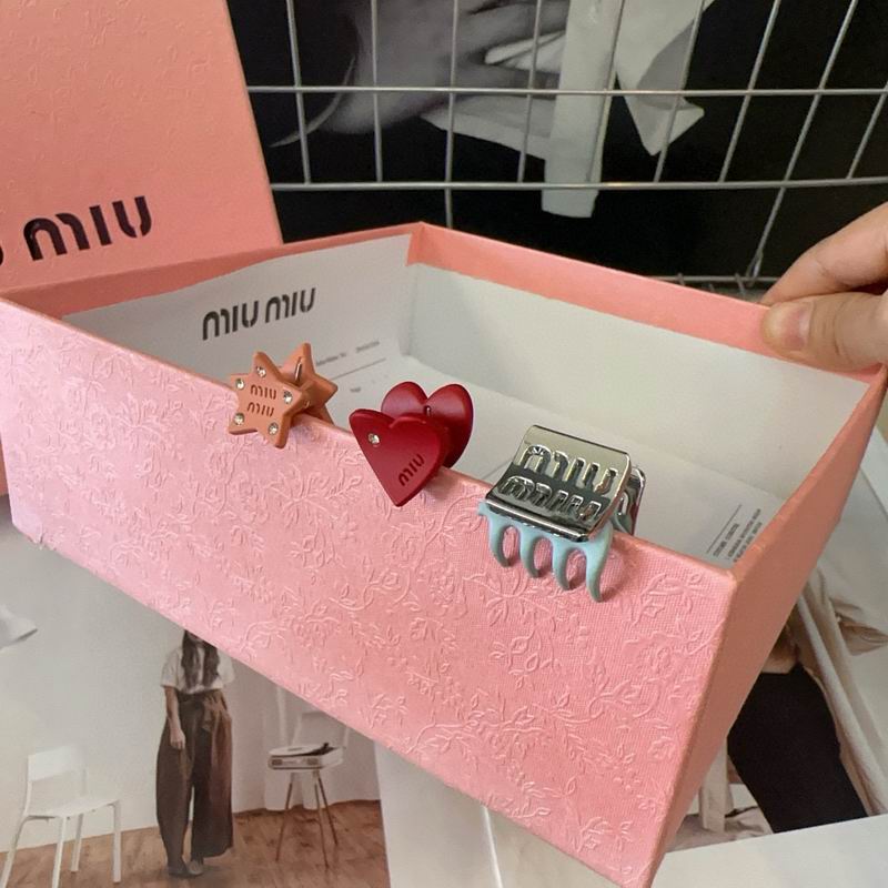 Miumiu Hair grab clip hh08